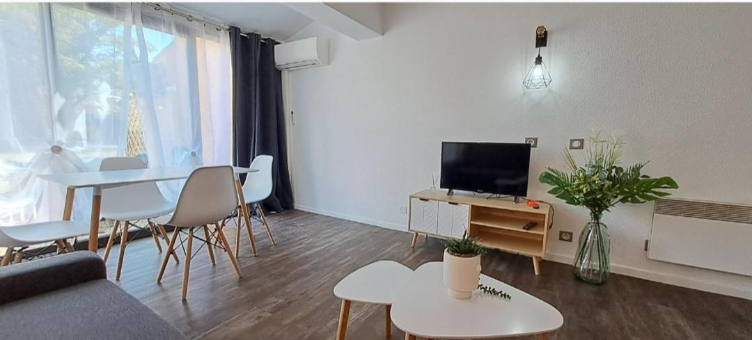 Appartement Residence De Vacances Les Hameaux De Camargue Arles Luaran gambar